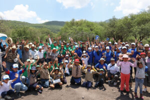 Más de 500 voluntarios de Iberdrola, habitantes de las comunidades beneficiadas, así como clientes y proveedores, participaron en las jornadas de reforestación.