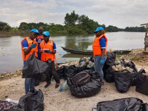 Plastic Oceans International y el combate a la contaminación plástica