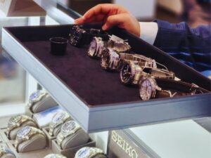 Seiko Luxe en el Salón Internacional de Alta Relojería México 2023. Foto Raúl Cede{o