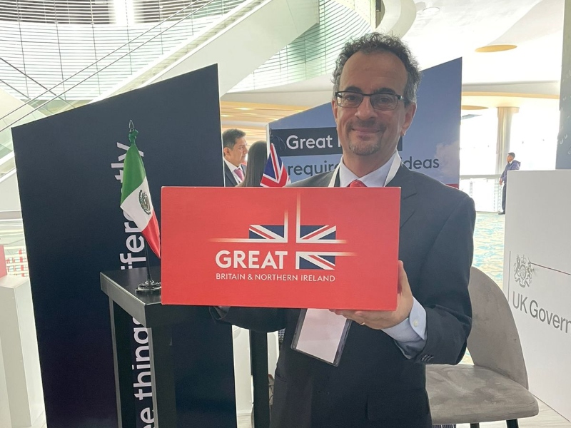 El embajador de Reino Unido en México aseguró que las empresas británicas ofrecen empleos bien pagados en nuestro país. Foto: Iván Castelán.