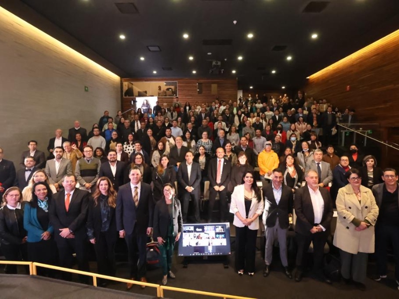 Conferencia de protección a datos personales.