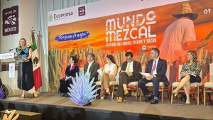 Descubre Mundo Mezcal, el festival más grande del agave en México. Catas, cultura y más, este 1 y 2 de noviembre en Campo Marte.